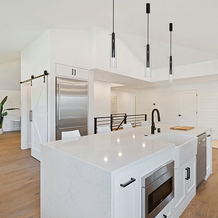 Подвесной светильник Eurosvet 50254/1 LED черный - фото