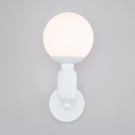 Настенный светильник Eurosvet 50251/1 белый - фото