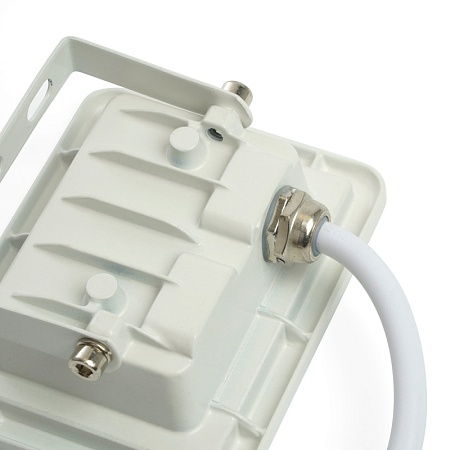 Светодиодный прожектор SAFFIT SFL90-10 IP65 10W 6400K белый - фото