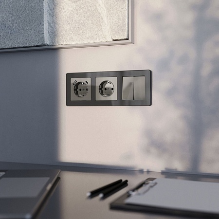 Розетка с заземлением (графит акрил) W1171044 - фото