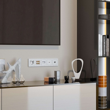 Накладка для розетки HDMI белый W1296001 - фото