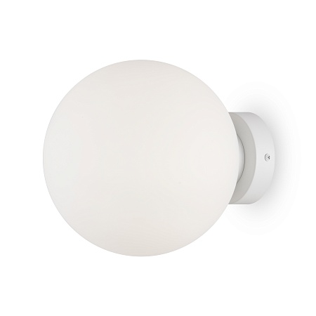 Настенный светильник (бра) Maytoni Basic form MOD321WL-01W1 - фото