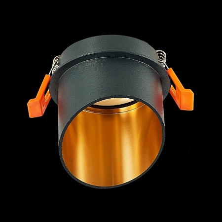 Св-к встр. Черный GU10 1*50W IP20 L68xW68xH68 220V Без ламп ST214.408.01 - фото