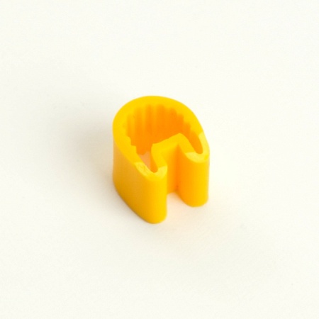 Набор кабель-маркеров "L,N,PE" STEKKER для провода сеч. до 6мм2, желтый CBMR40-S2 (DIY упак 6 отрез по30 шт) - фото