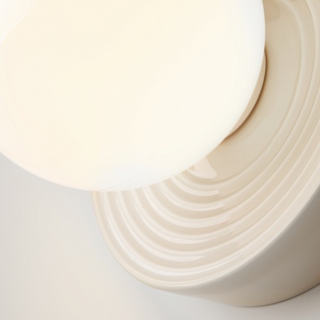 Настенный светильник (бра) Maytoni MOD403WL-01BG - фото