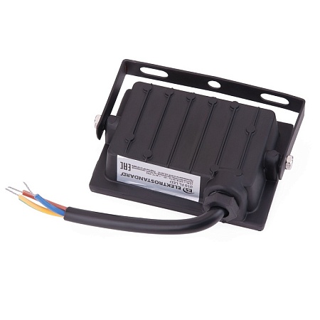 Уличный светодиодный прожектор 10W 6500K IP65 010 FL LED - фото