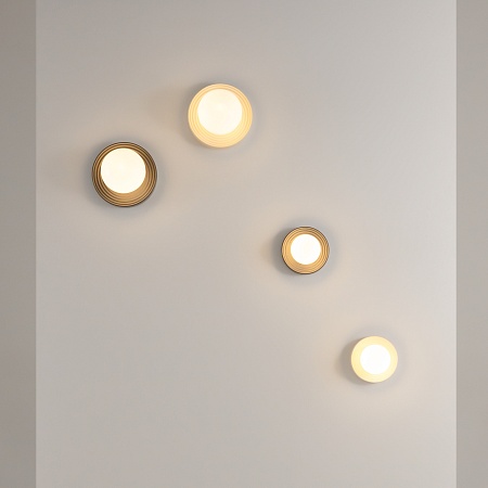 Настенный светильник (бра) Maytoni MOD403WL-01GR - фото