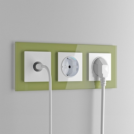 Розетка с заземлением белая WL01-SKG-01-IP20 - фото