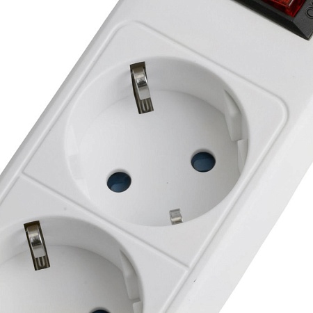 Сетевой фильтр 4-местный с/з STEKKER HM20-41-02 3x1мм2, 1,8 м, серия Optima, белый - фото