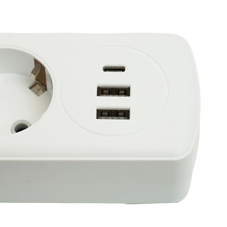 Удлинитель 3-местный c/з 3x1 мм2, 3 м, 250В, 10А, 2USB+1Type-C 2,4А, серия Home plus, белый STEKKER HM08-33-02 - фото