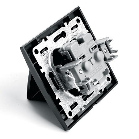 Розетка 1-местная c/з с крышкой STEKKER, PST16-9012-03, 250В, 16А, с защитной шторкой, серия Эрна, черный - фото