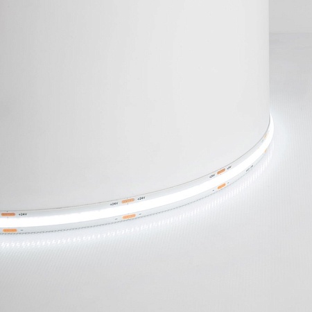 Светодиодная COB лента Feron LS530, 320SMD(2110)/м 10Вт/м 24V 5000*8*1.8мм 4000К IP20 - фото