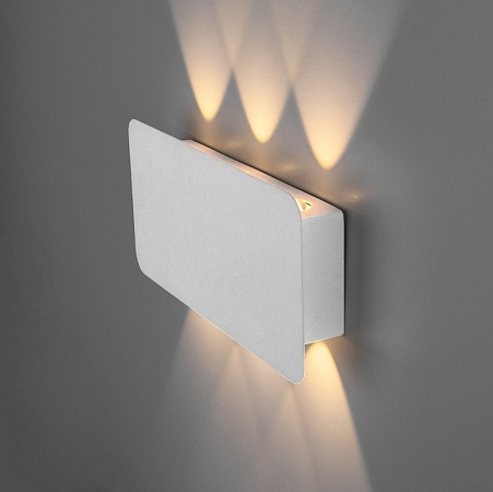 Настенный светодиодный светильник Angle LED 40138/1 LED белый - фото