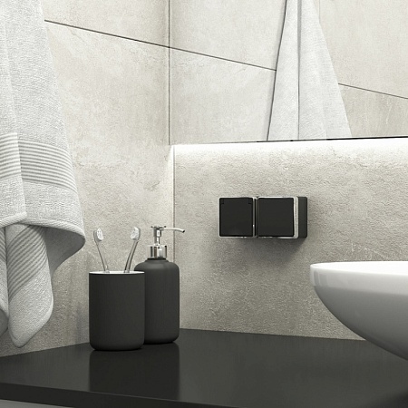 Розетка влагозащ. с зазем. с защит. крышкой и шторками Gallant (черный/хром) W5071235 - фото