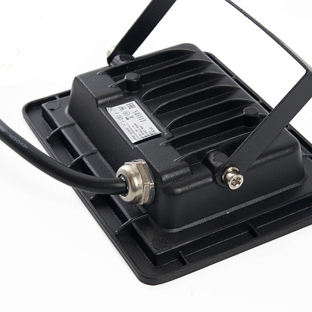 Светодиодный прожектор SAFFIT SFL90-30 IP65 30W 6400K - фото