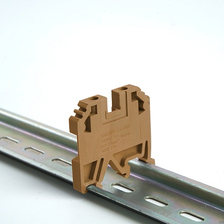 Зажим наборный изолированный (винтовой) ЗНИ - 2,5 (JXB2.5), бежевый STEKKER - фото