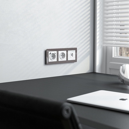 W1181041/ Розетка Ethernet RJ-45 (белый акрил) W1181041 - фото