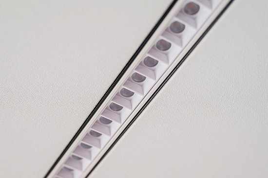 Светильник на шине Denkirs SMART LINEAR DK8003-WH - фото