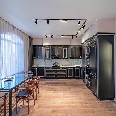 Светильник на шине Denkirs SOLID Hals DK6430-BK - фото