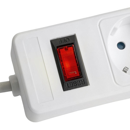 Сетевой фильтр 4-местный с/з STEKKER HM20-41-02 3x1мм2, 1,8 м, серия Optima, белый - фото