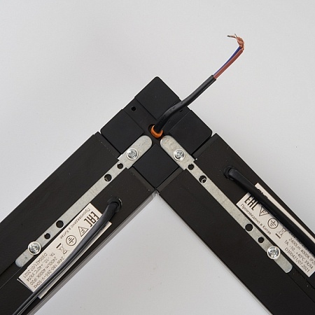 Вилка угловая с/з STEKKER, RPG16-21-442 (В 16-002), каучук, 250В, 16A, IP44, красный - фото