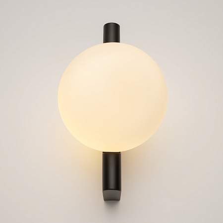 Настенный светильник (бра) Maytoni Avant-garde MOD324WL-01B - фото