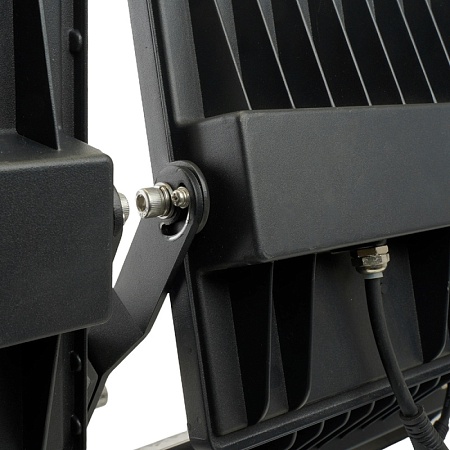 Светодиодный прожектор Feron LL-934 IP65 1000W 6400K - фото