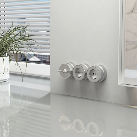 Розетка с заземлением Vintage серебро матовый/хром W5871054 - фото