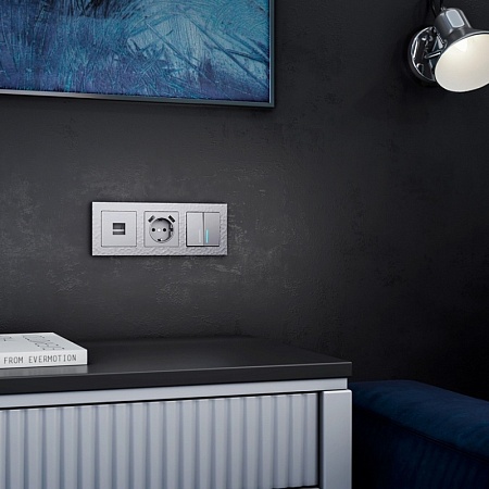 Выключатель двухклавишный проходной с подсветкой серебряный WL06-SW-2G-2W-LED - фото