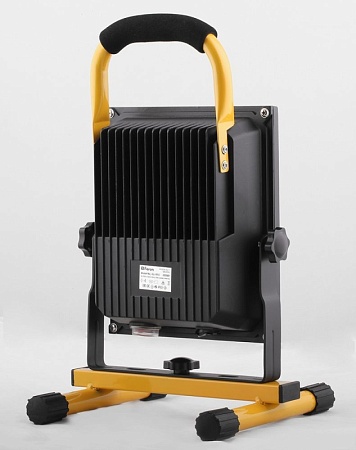 Светодиодный прожектор Feron LL-913 переносной с зарядным устройством IP65 30W 6400K - фото